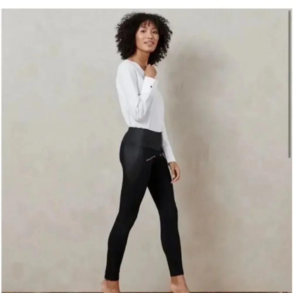 ADAY | Throw it Higher Black Zipper Leggings | M
